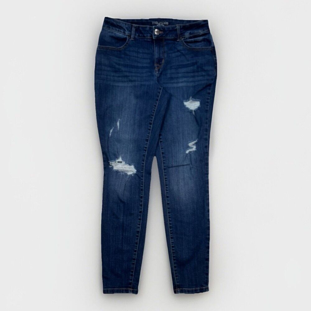 Maurices Jeans Womens M Mid Rise Skinny Distressed Blue Stretch Measures 30 x 28